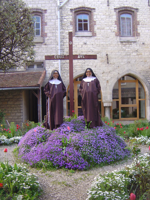 moniales clarisses du monastère de Troyes