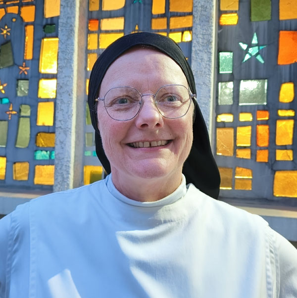 Soeur Aude, moniale dominicaine de Chalais